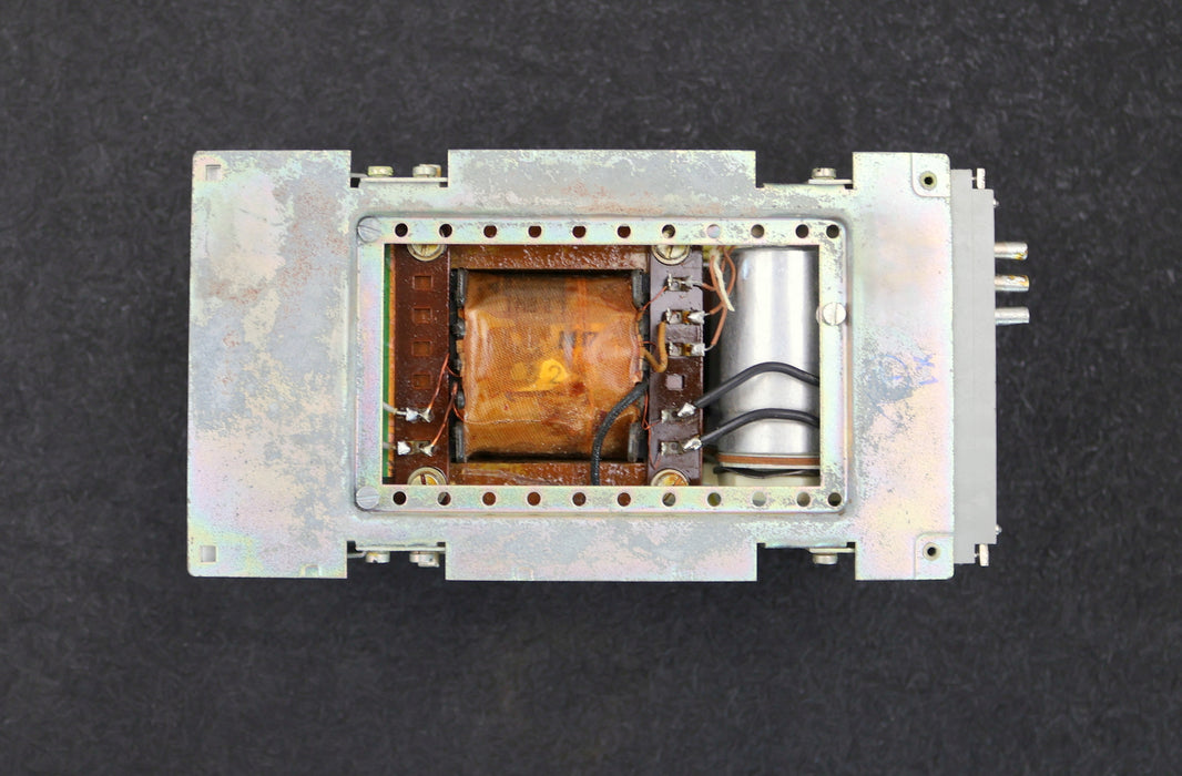 Bild des Artikels VEB-STRATON-Stromversorgungseinheit-3323-24V-1A-Art.Nr.-13839311-+-Platinen