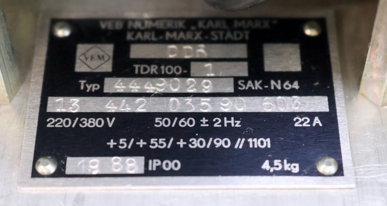 Bild des Artikels VEM-NUMERIK-DDR-Stromrichtergerät-TDR-100---1-Eingang-220/380V-50/60Hz-22A
