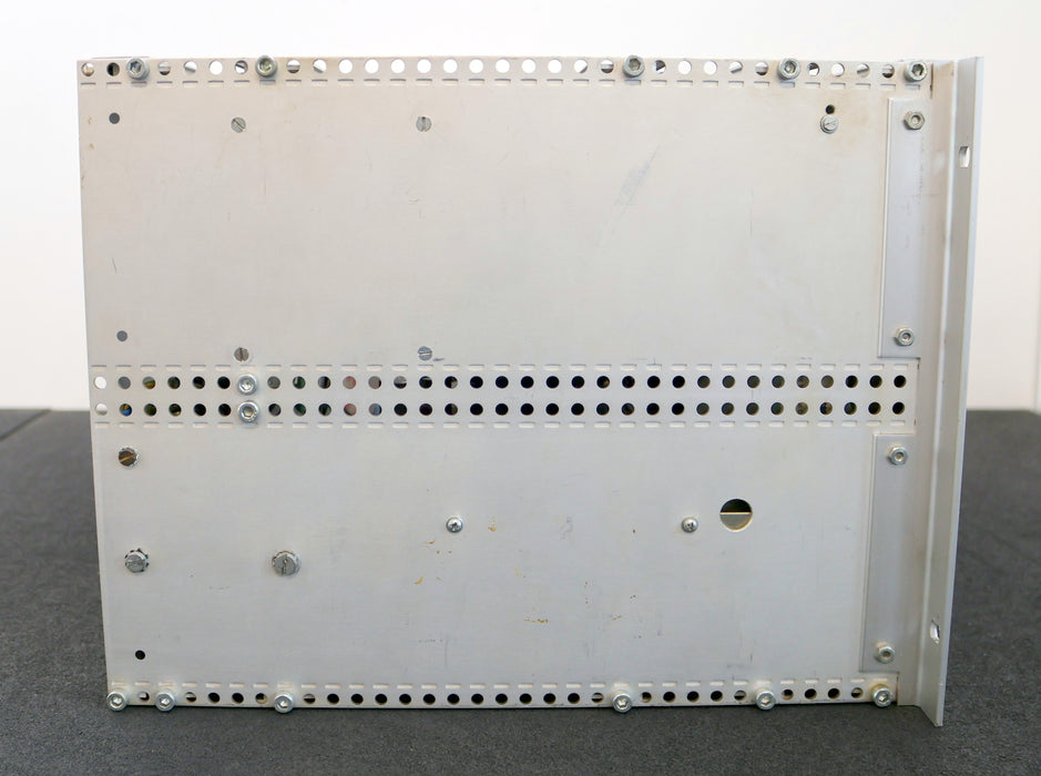 Bild des Artikels MARTEC-KLINGELNBERG-Steuerungseinheit-PAS-2NC-mit-Monitor-OHNE-Einschubplatinen!