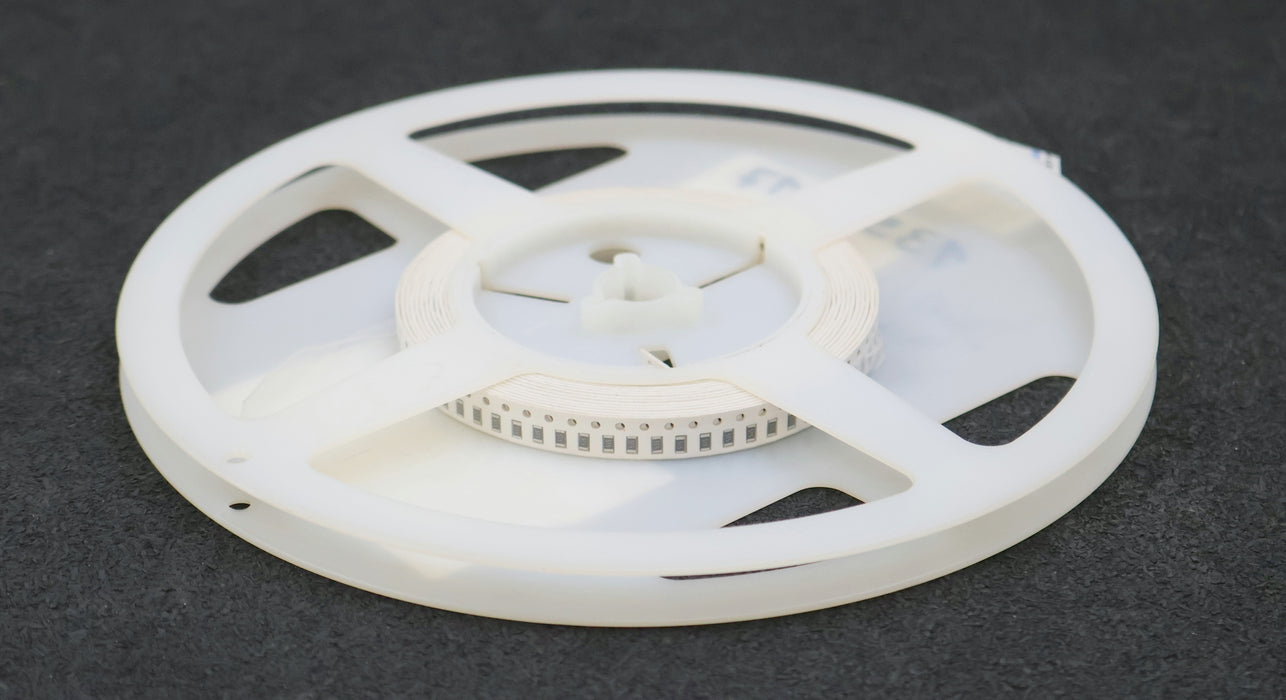 Bild des Artikels VITROHM-800x-SMD-Widerstand-5,1MΩ-RC-06-1206-5100000-Ohm-Model-502-0