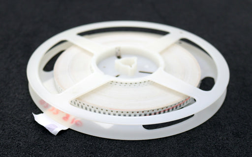 Bild des Artikels EPCOS-2000x-SMD-Widerstand-15,82kΩ-15820-Ohm-Model-PKN53.0272.810