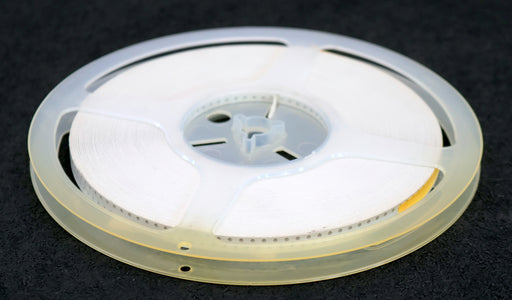 Bild des Artikels PANASONIC-4500x-SMD-Widerstand-220Ω-2052556904-220-Ohm-Model-ERJ3GEYF221V