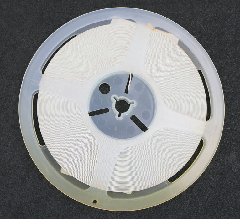Bild des Artikels PANASONIC-4500x-SMD-Widerstand-220Ω-2052556904-220-Ohm-Model-ERJ3GEYF221V