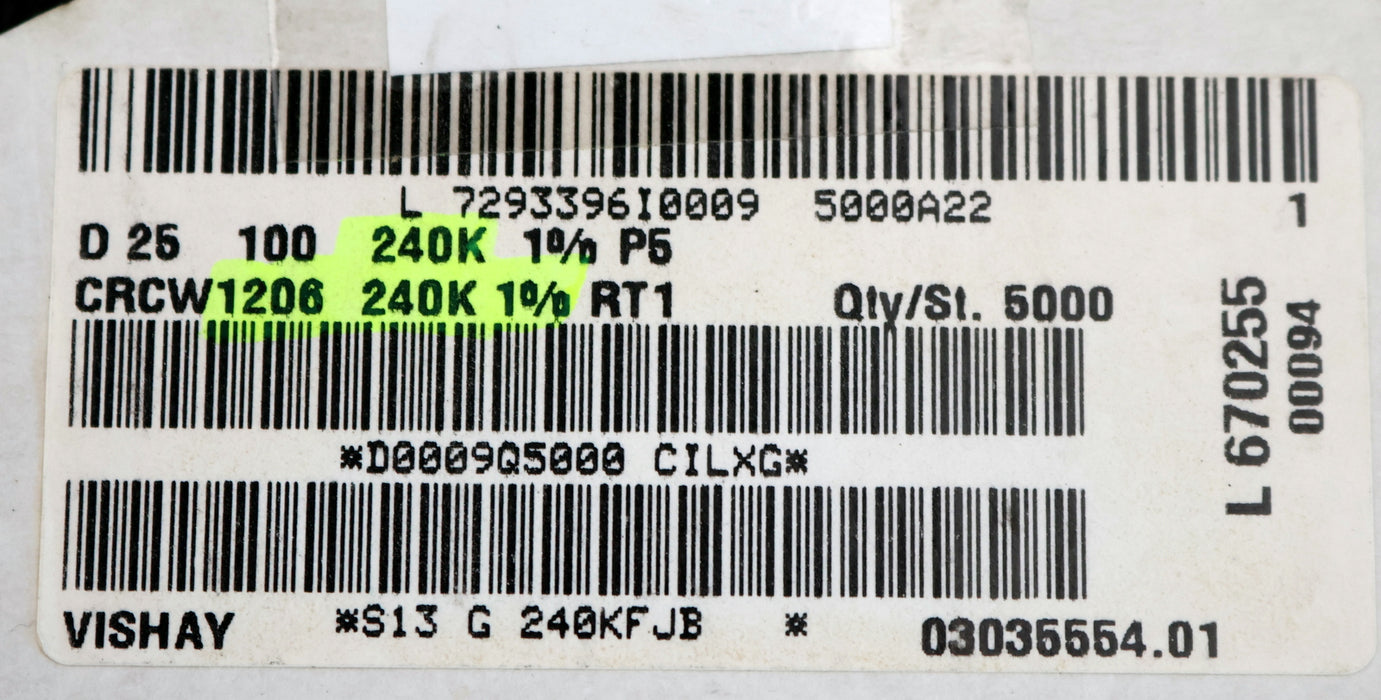 Bild des Artikels VISHAY-3000x-SMD-Widerstand-240kΩ-CRCW1206-RT1-240000-Ohm-Model-135515