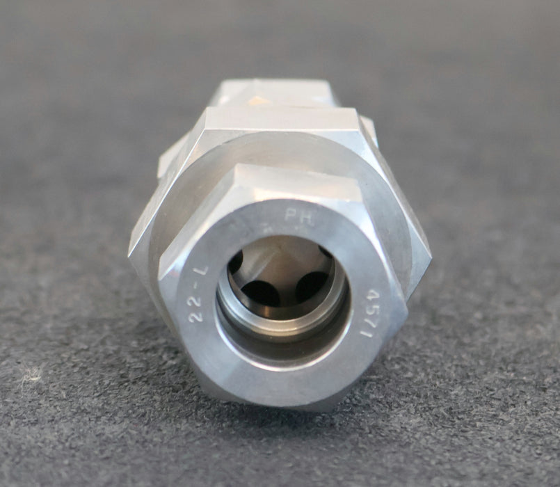 Bild des Artikels ERMETO-Rückschlagventil-aus-Edelstahl-1,0bar-Rohraußendurchmesser-22mm-unbenutzt