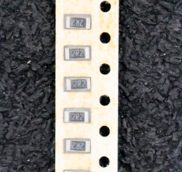 Bild des Artikels KAMAYA-ELECTRIC-4000x-SMD-Widerstand-2,2Ω-RMC1/8-1206-2,2-Ohm-Model-WRC00542