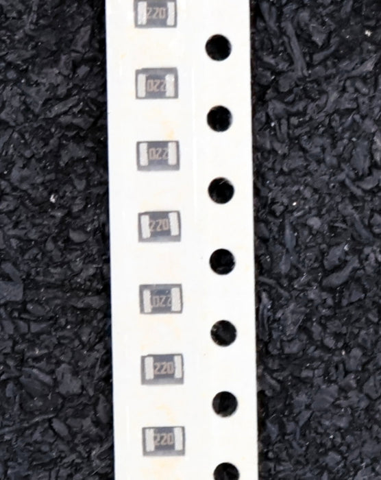 Bild des Artikels YAGEO-5000x-SMD-Widerstand-22Ω-RC-05-1/8W-0805-22-Ohm-Model-WRC04006