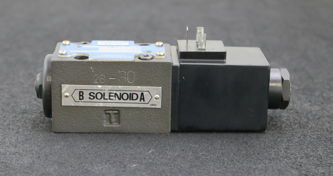 Bild des Artikels SAUER-DAIKIN-Hydraulikventil-J1-JS0-G02-2BP-30-Ident-Nr.-741587-max.-250bar