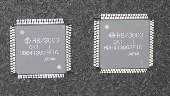 HITACHI 2x Microprozessor HD6413003F16 unbenutzt