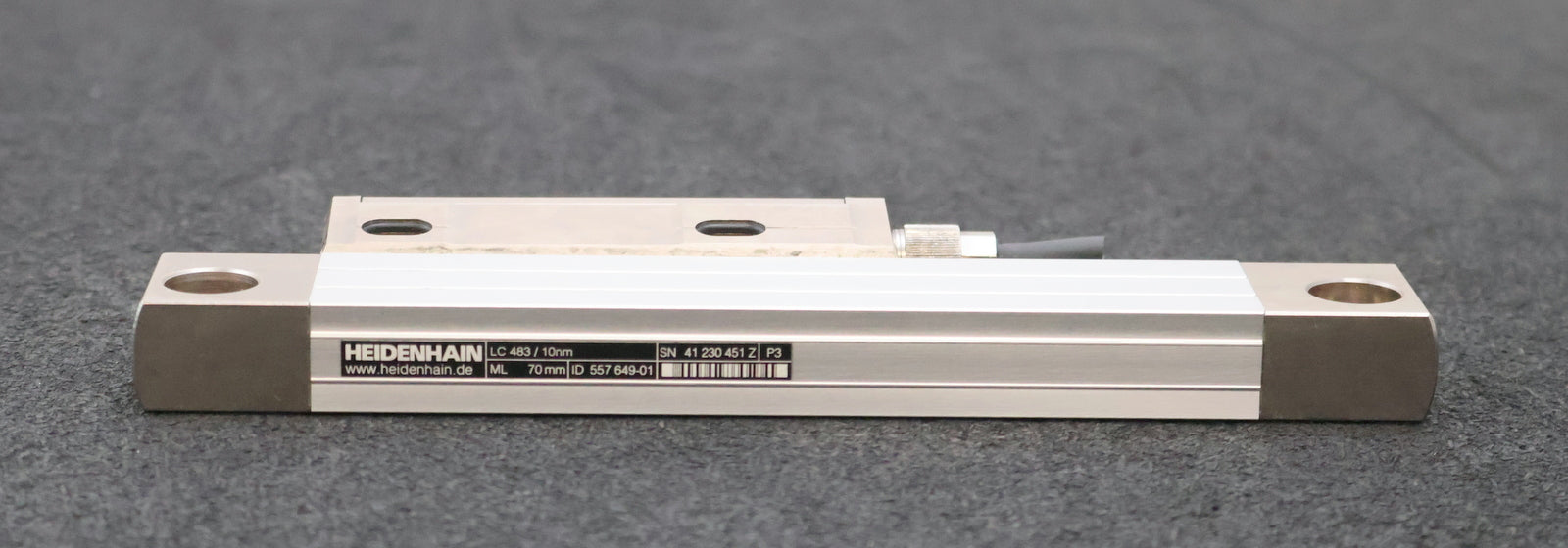 Bild des Artikels HEIDENHAIN-Längenmassstab-LC-483/10nm-ID-557-649-01-ML-70mm-Gesamtlänge-208mm