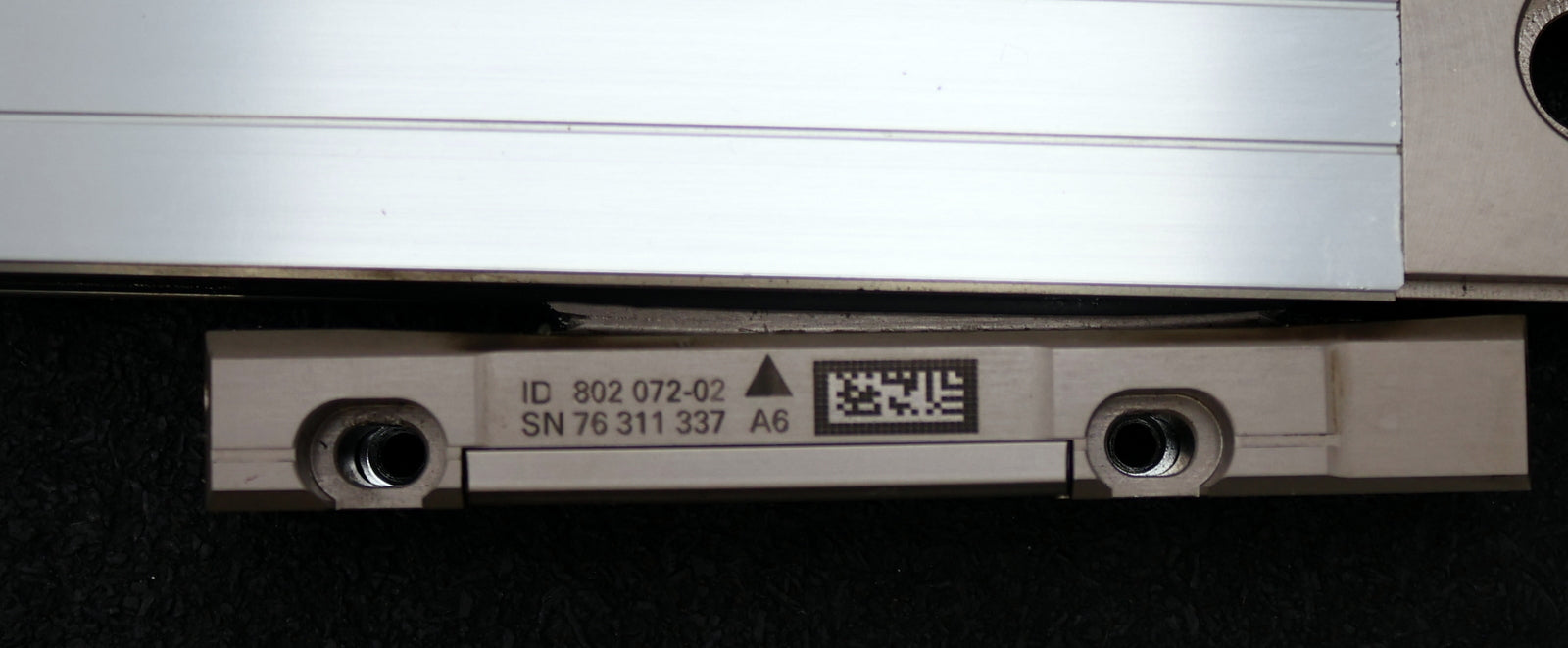 Bild des Artikels HEIDENHAIN-Längenmassstab-ID-760-942-03-LC-495S-10nm-ML-270mm-Gesamtlänge-407mm