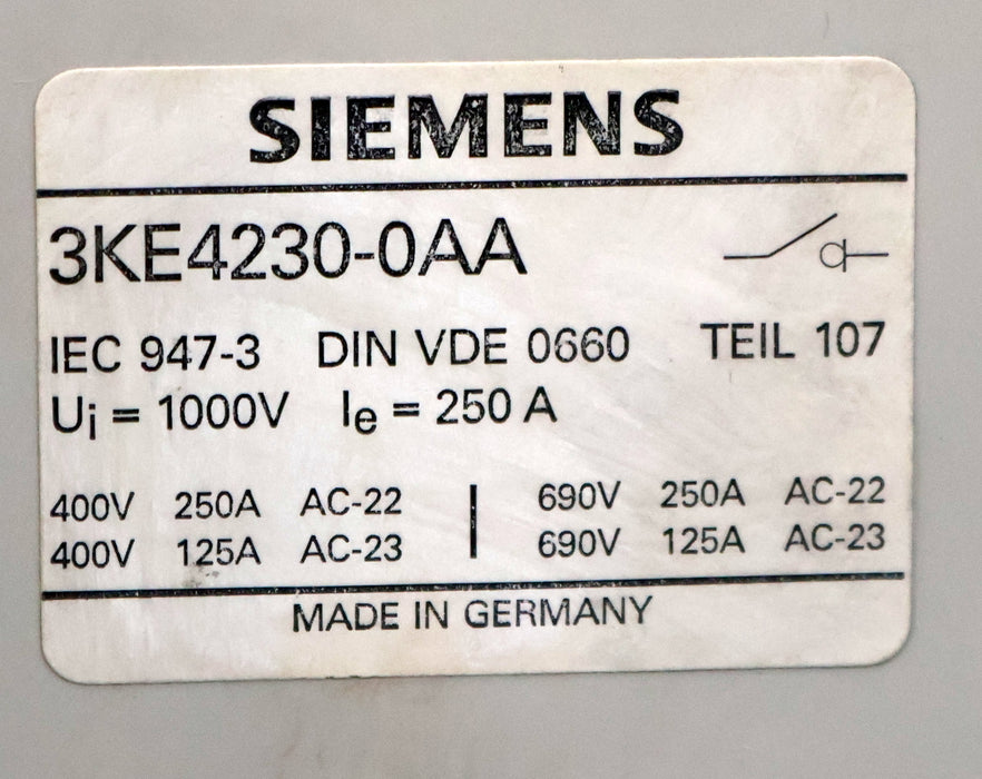 Bild des Artikels SIEMENS-Lasttrennschalter-3KE4230-0AA-Ui-1000V-Ie-250A-gebraucht