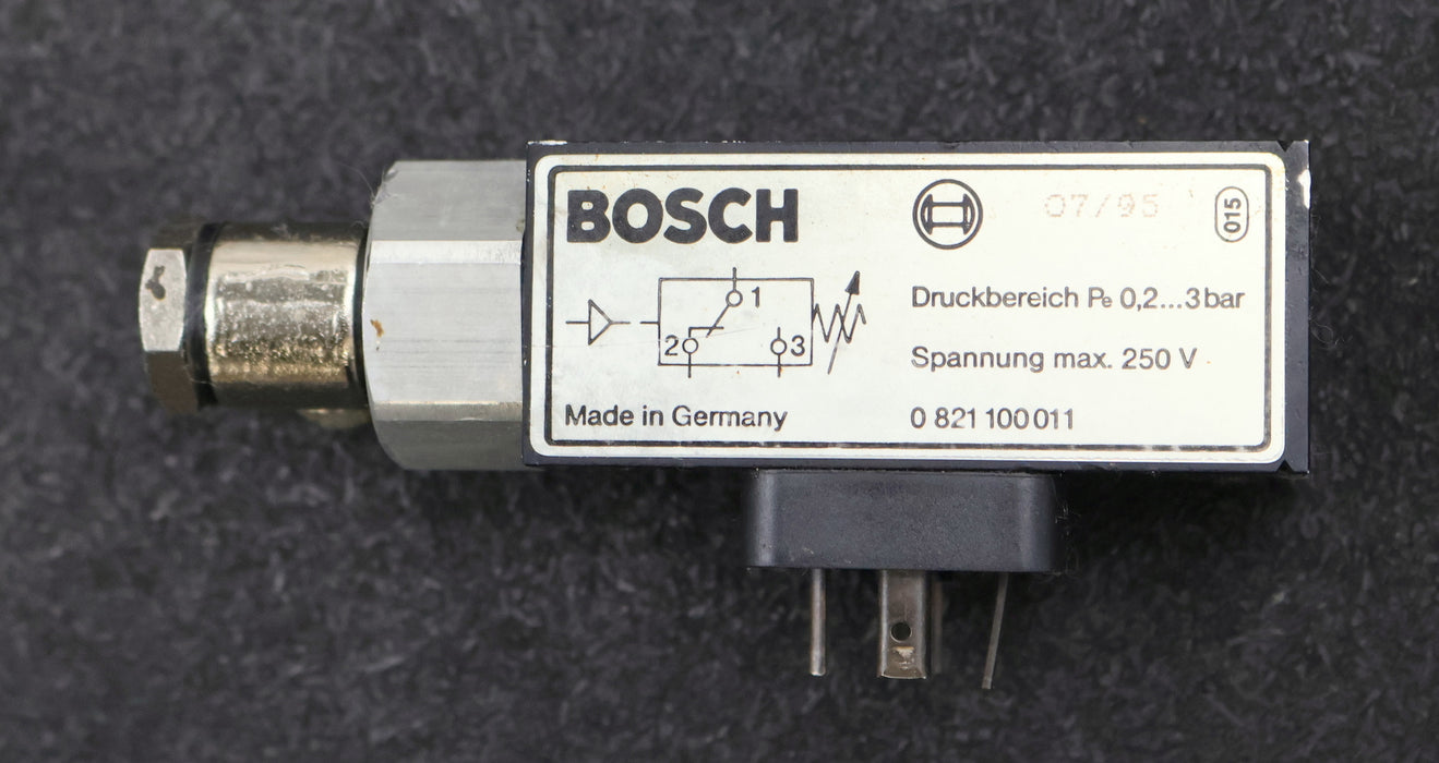 Bild des Artikels BOSCH-Druckschalter-Mat.Nr.-0-821-100011-Druckbereich-0,2…3bar-max.-250V