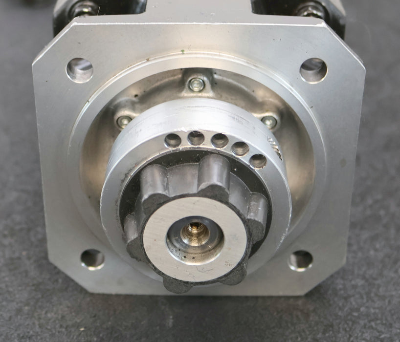 Bild des Artikels BOSCH-Servomotor-SD-B3.068.030-10.000-Mat.Nr.-1070911868-6,8Nm-Io=-6,3A
