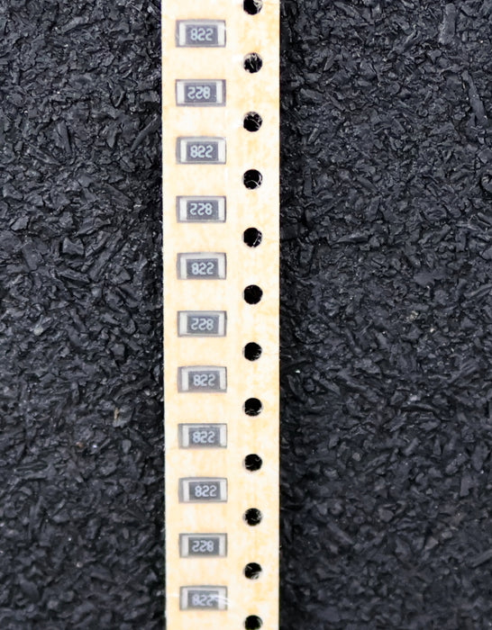 Bild des Artikels ASJ-ELECTRONICS-2000x-SMD-Widerstand-8,2kΩ-RMC1/8-1206-CR-32-8200-Ohm