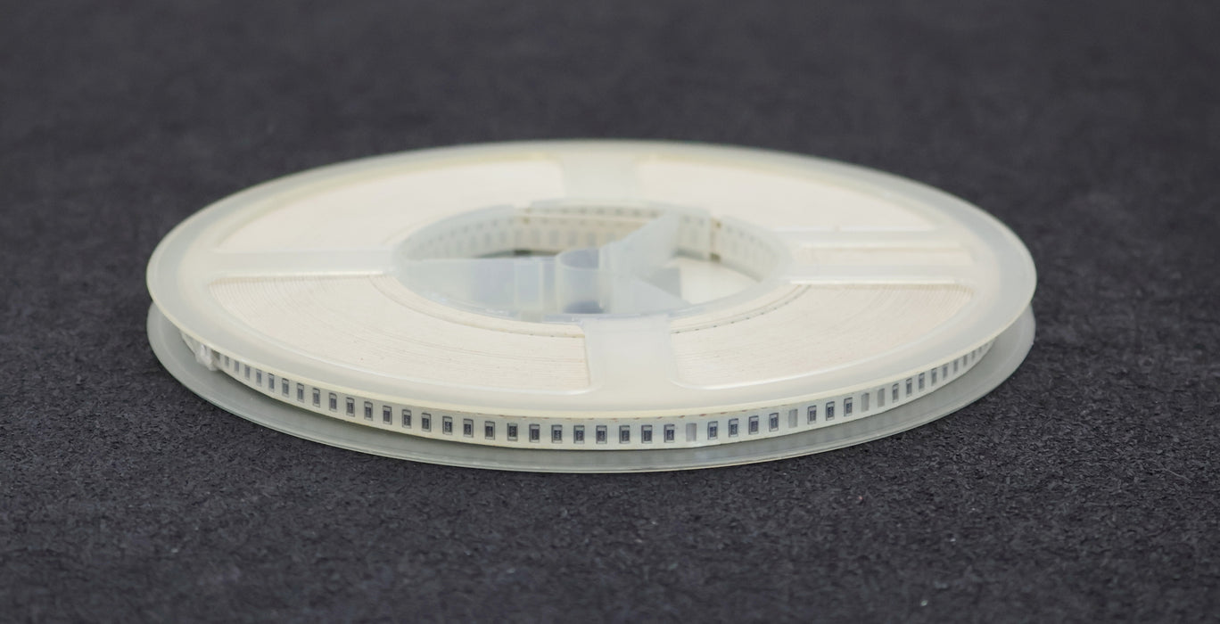 Bild des Artikels YAGEO-4500x-SMD-Widerstand-560kΩ-RMC1/8-1206-560000-Ohm-Model-WRC04052