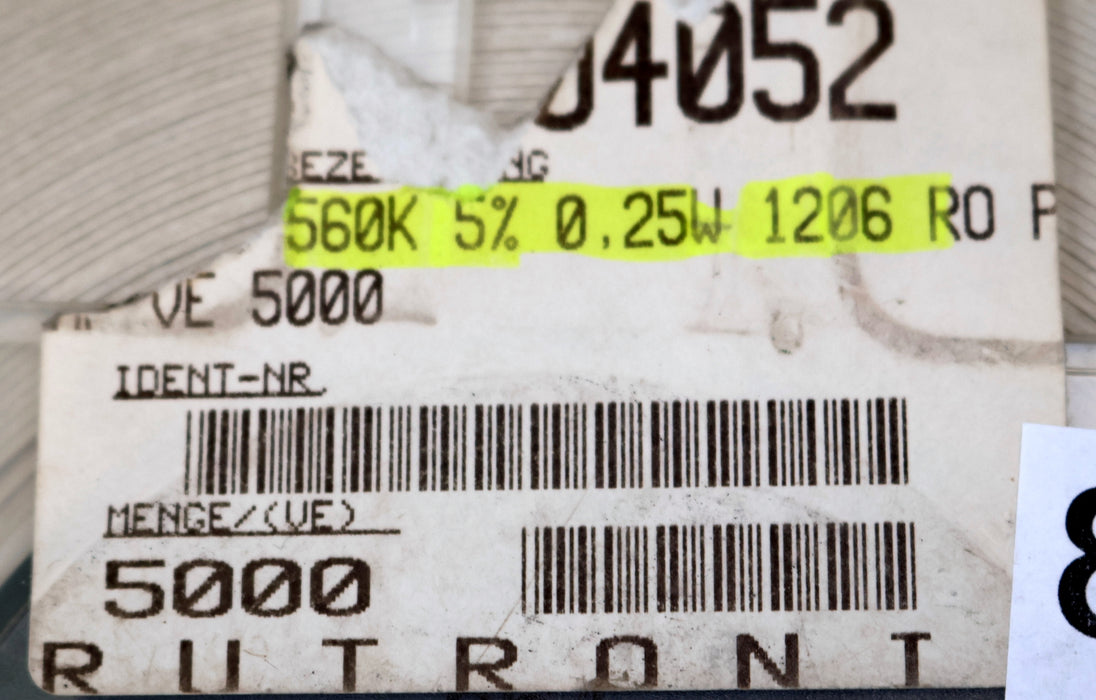 Bild des Artikels YAGEO-4500x-SMD-Widerstand-560kΩ-RMC1/8-1206-560000-Ohm-Model-WRC04052