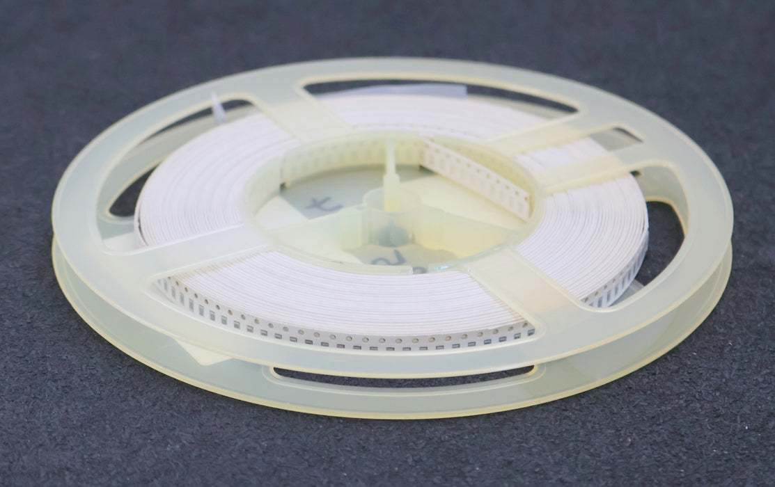 Bild des Artikels YAGEO-2000x-SMD-Widerstand-130kΩ-RC-06RJ-1206-130000-Ohm-Model-WRC04329