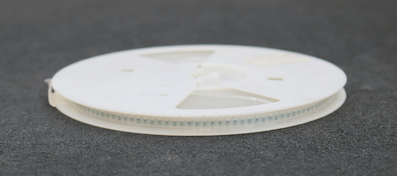 Bild des Artikels BEYSCHLAG-2900x-SMD-Widerstand-348kΩ-MINI-MELF-348000-Ohm-Model-MMA-0204-50