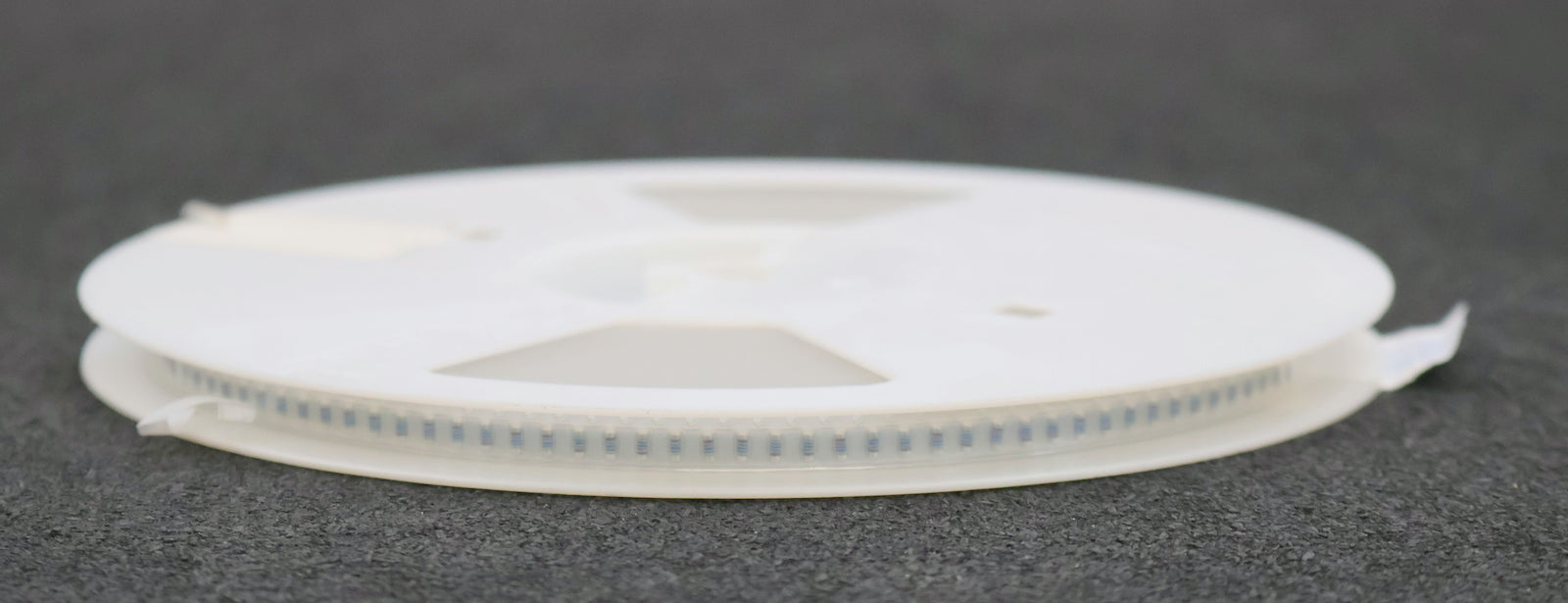 Bild des Artikels BEYSCHLAG-2500x-SMD-Widerstand-47kΩ-MINI-MELF-47000-Ohm-Model-MMA-0204-50