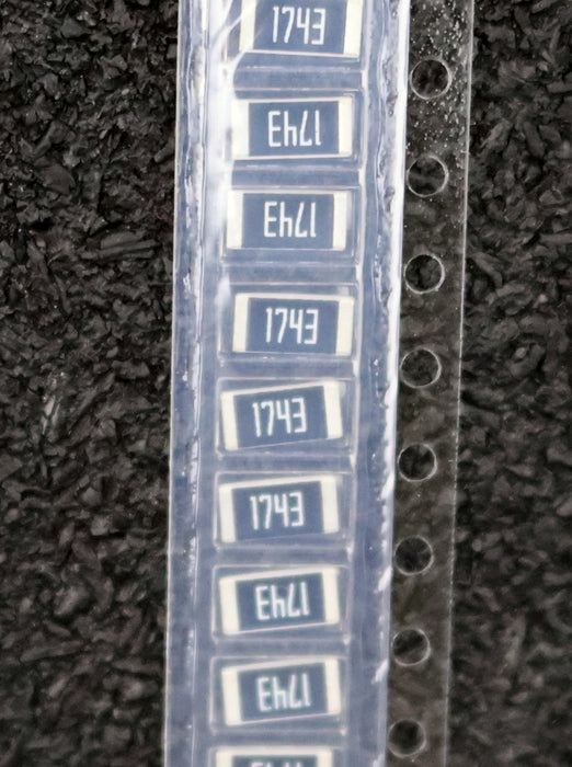 Bild des Artikels YAGEO-4000x-SMD-Widerstand-174kΩ-RC2010FK-07174KL-174000-Ohm-Model-WRC49982