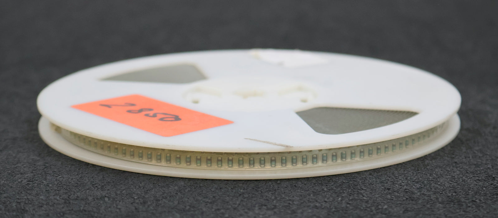 Bild des Artikels BEYSCHLAG-2800x-SMD-Widerstand-5,49kΩ-MINI-MELF-5490-Ohm-Model-MMA-0204-50