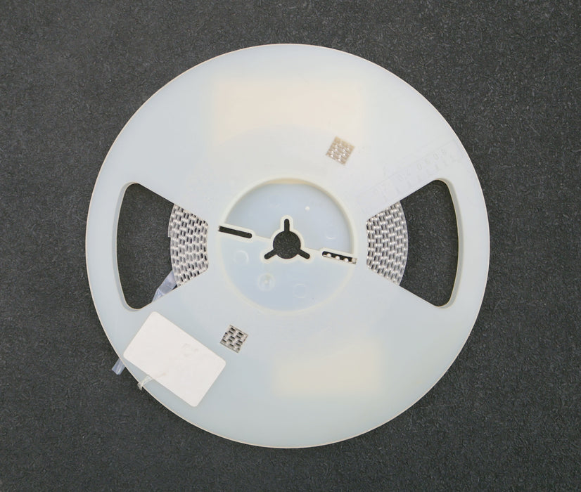 Bild des Artikels BEYSCHLAG-1000x-SMD-Widerstand-270Ω-MINI-MELF-270-Ohm-Model-MMA-0204-50