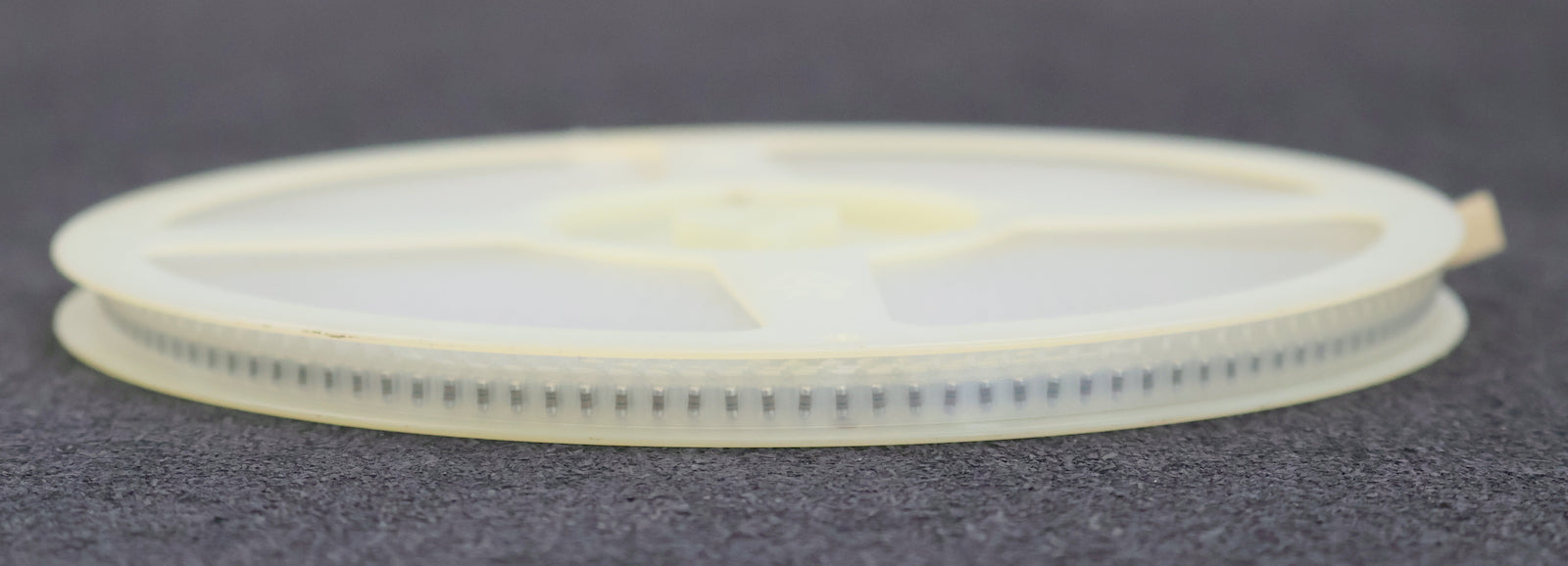 Bild des Artikels FIRSTOHM-2500x-SMD-Widerstand-13kΩ-912239N-13000-Ohm-Model-MM204