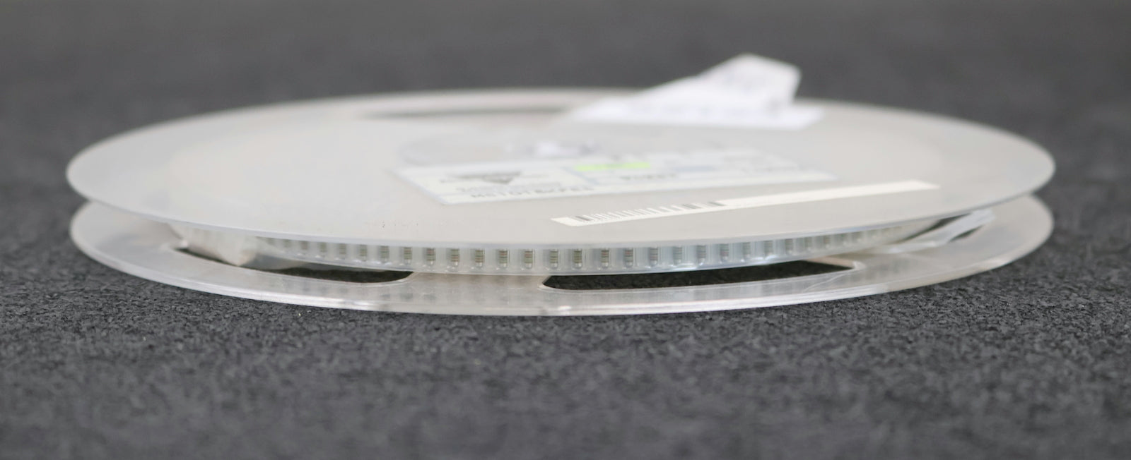 Bild des Artikels ROEDERSTEIN-2000x-SMD-Widerstand-18kΩ-MS1-18000-Ohm-Model-MS1018KFES