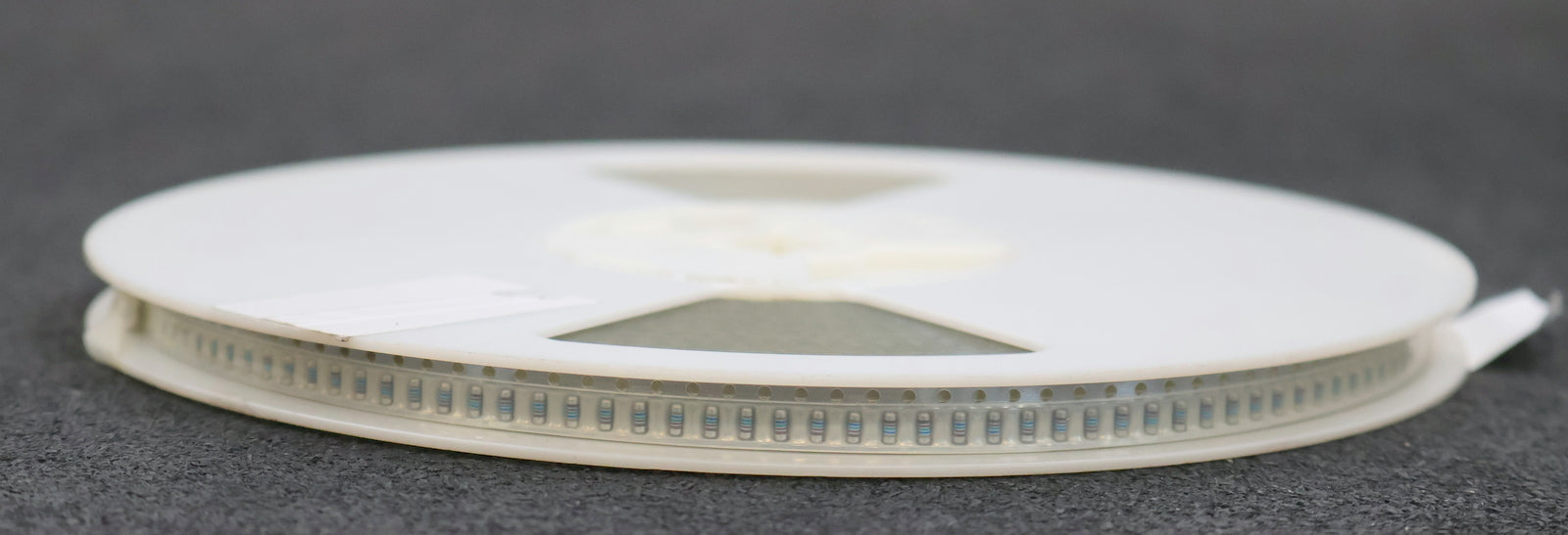 Bild des Artikels BEYSCHLAG-2700x-SMD-Widerstand-36,5kΩ-MINI-MELF-36500-Ohm-Model-MMA-0204-50