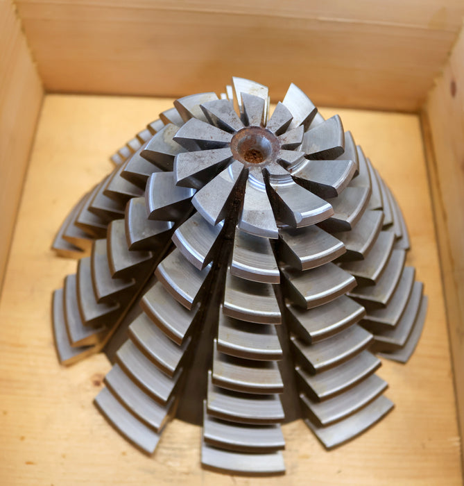 Bild des Artikels KLINGELNBERG-Palloid-Wälzfräser-m=-6,0-17°30'-EGW-Zahnform-III-1-gg.-Li-Rest-95%