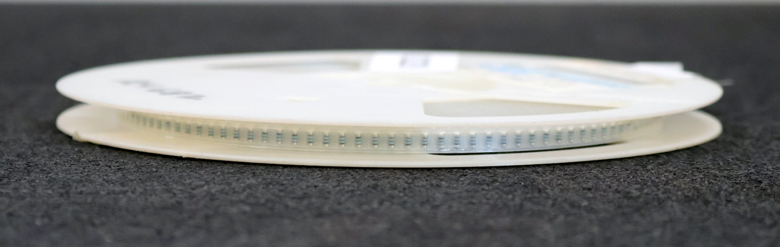 Bild des Artikels BEYSCHLAG-2000x-SMD-Widerstand-3,92MΩ-MINI-MELF-3920000-Ohm-Model-MMA-0204-50
