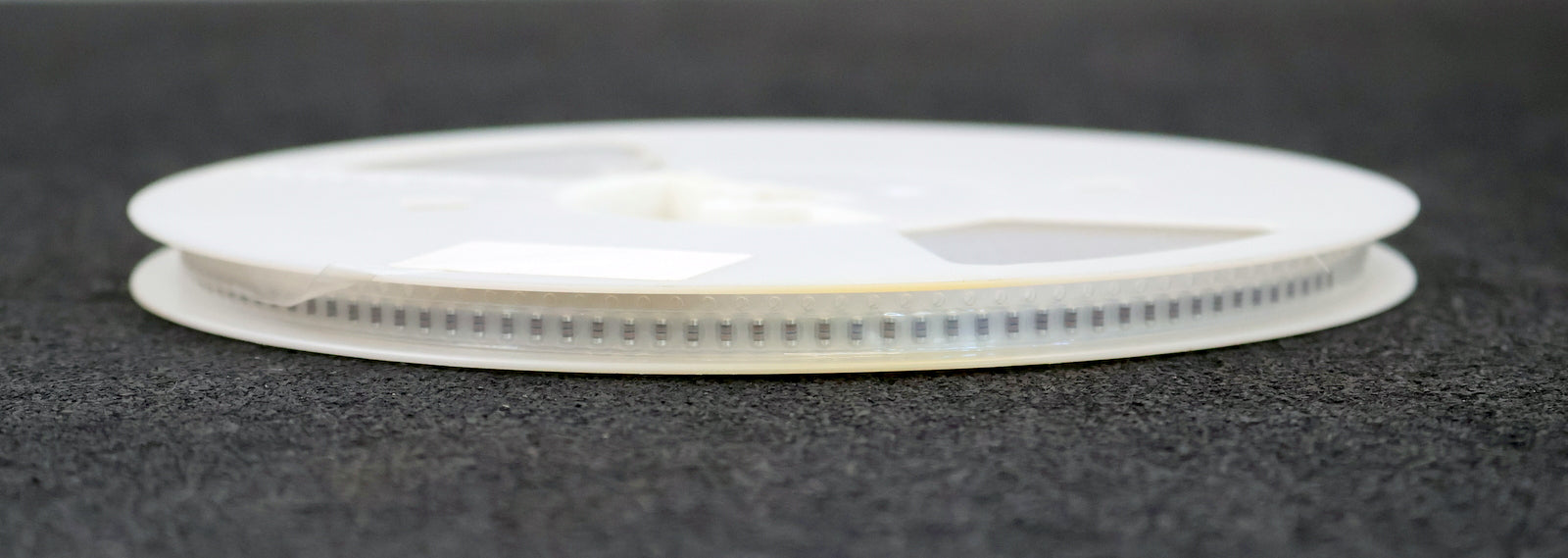 Bild des Artikels BEYSCHLAG-2500x-SMD-Widerstand-130kΩ-MINI-MELF-130000-Ohm-Model-MMA-0204-50