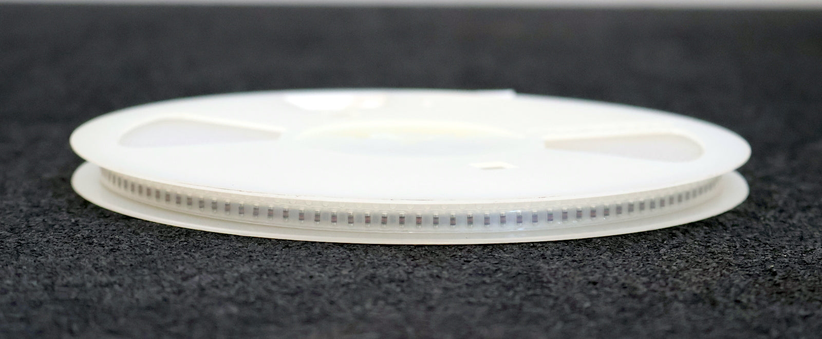 Bild des Artikels BEYSCHLAG-2000x-SMD-Widerstand-402kΩ-MINI-MELF-402000-Ohm-Model-MMA-0204-50