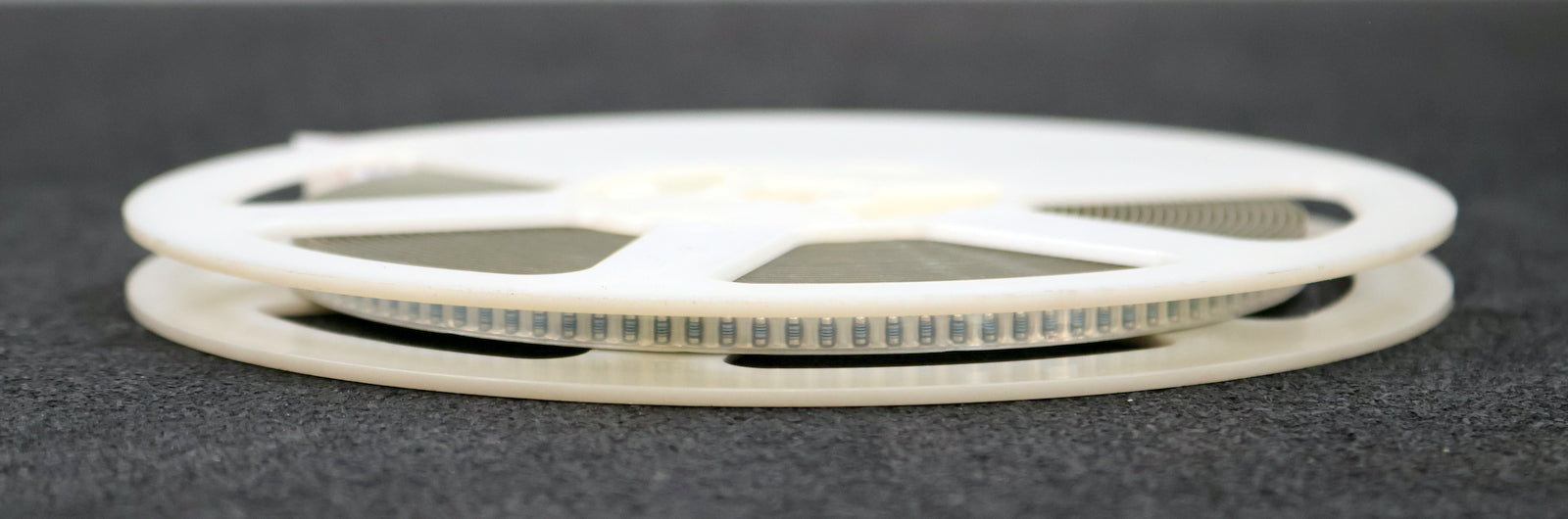 Bild des Artikels BEYSCHLAG-1500x-SMD-Widerstand-3,0kΩ-MINI-MELF-3000-Ohm-Model-MMA-0204-50