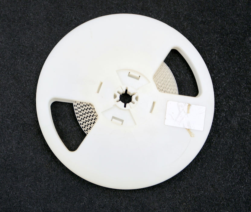 Bild des Artikels BEYSCHLAG-700x-SMD-Widerstand-33,2Ω-MINI-MELF-33,2-Ohm-Model-MMA-0204-50