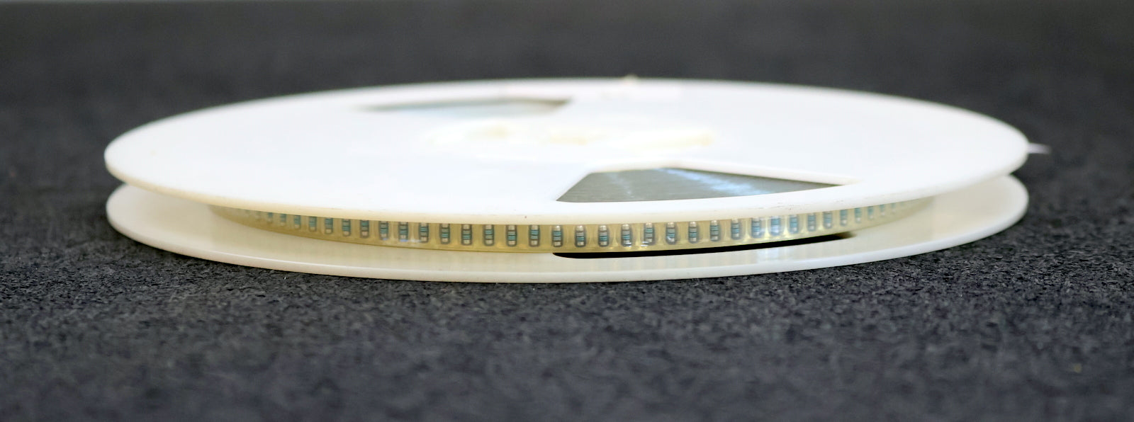 Bild des Artikels BEYSCHLAG-1500x-SMD-Widerstand-75Ω-MINI-MELF-75-Ohm-Model-MMA-0204-50