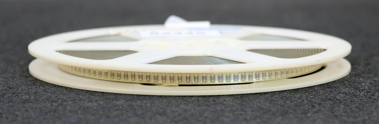 Bild des Artikels BEYSCHLAG-2000x-SMD-Widerstand-220Ω-MINI-MELF-220-Ohm-Model-MMA-0204-50