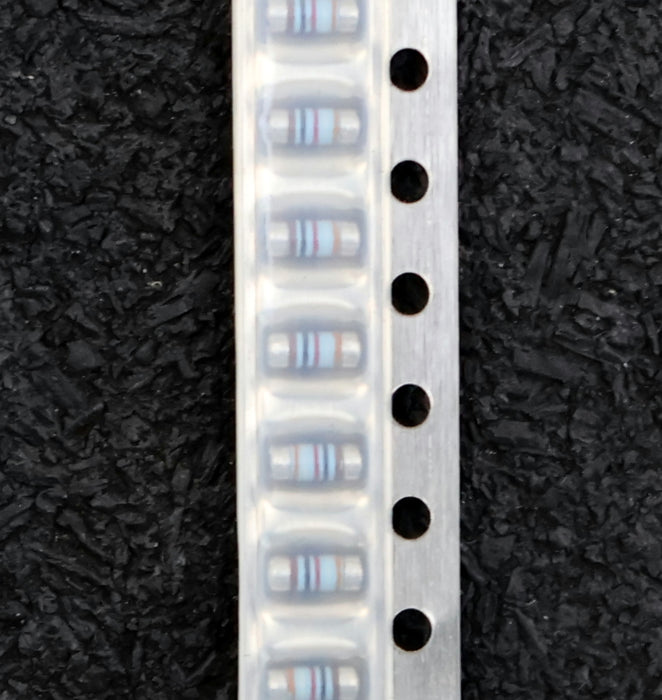 Bild des Artikels BEYSCHLAG-500x-SMD-Widerstand-392Ω-MINI-MELF-392-Ohm-Model-MMA-0204-50