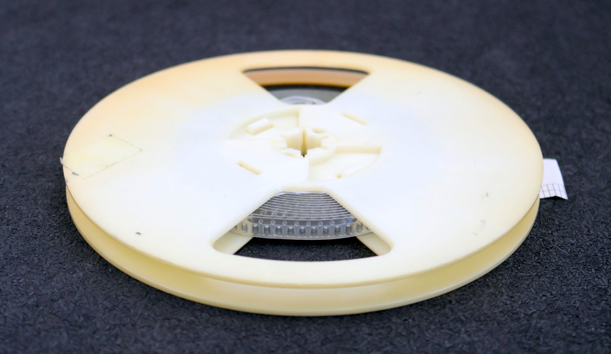 Bild des Artikels BEYSCHLAG-500x-SMD-Widerstand-820Ω-MINI-MELF-820-Ohm-Model-MMA-0204-50