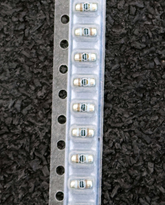 Bild des Artikels BEYSCHLAG-2500x-SMD-Widerstand-910Ω-MINI-MELF-820-Ohm-Model-MMA-0204-50