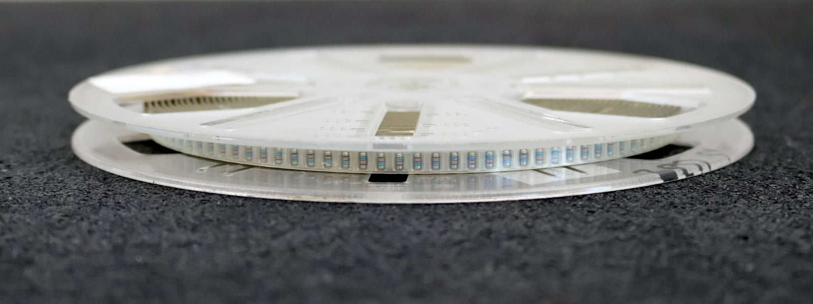 Bild des Artikels 1800x-SMD-Widerstand-560kΩ-MINI-MELF-560000-Ohm-Model-MMA-0204-50