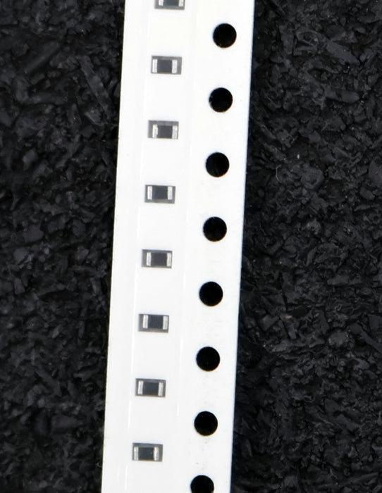 Bild des Artikels ROHM-5000x-SMD-Widerstand-3,92Ω-0603-3920-Ohm-Model-MCR03-QZP-FX-3921