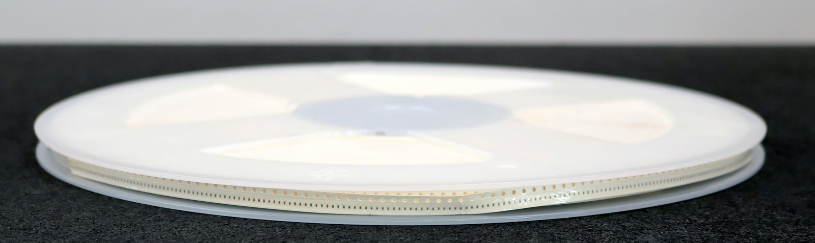 Bild des Artikels MURATA-49500x-SMD-oberflächenmontierbare-monolithische-Chipkondensatoren-1pF