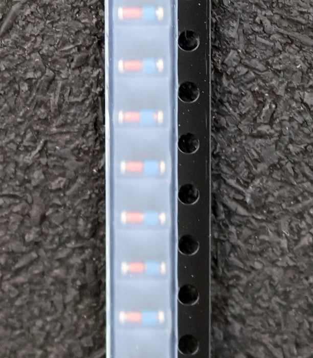 Bild des Artikels ITT-SEMICONDUCTORS-9000x-Zenerdiode-Model-ZMM5.6-DZ-05152-Zenerspannung-5,6V