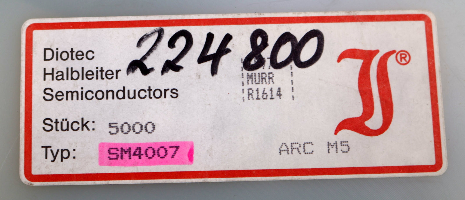 Bild des Artikels DIOTEC-2000x-Silizium-Gleichrichterdioden-für-die-Oberflächenmontage-SM4007