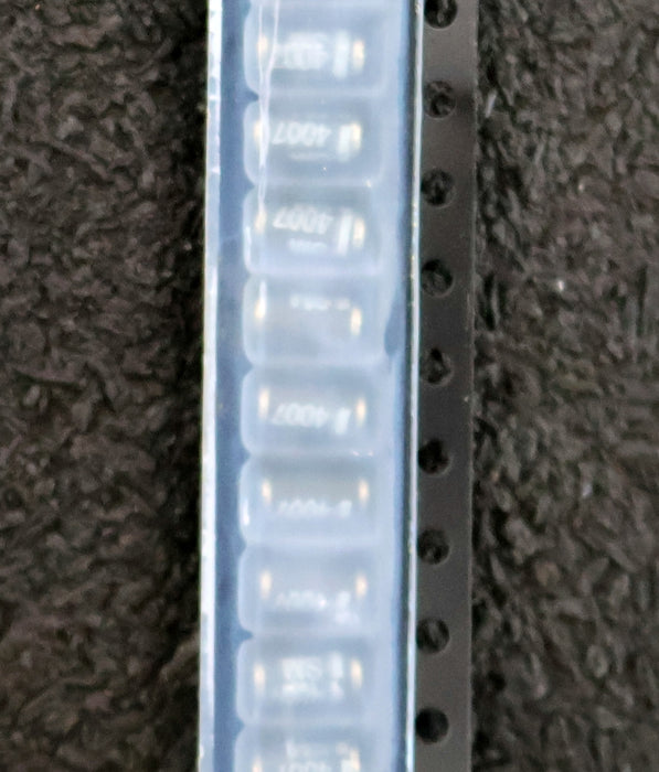 Bild des Artikels DIOTEC-2000x-Silizium-Gleichrichterdioden-für-die-Oberflächenmontage-SM4007
