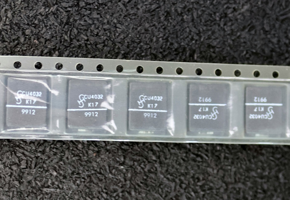 Bild des Artikels S+M-250x-SMD-Varistor-CU4032K17G2-17VAC-/-22VDC-250A-13"-reel-with-250-units