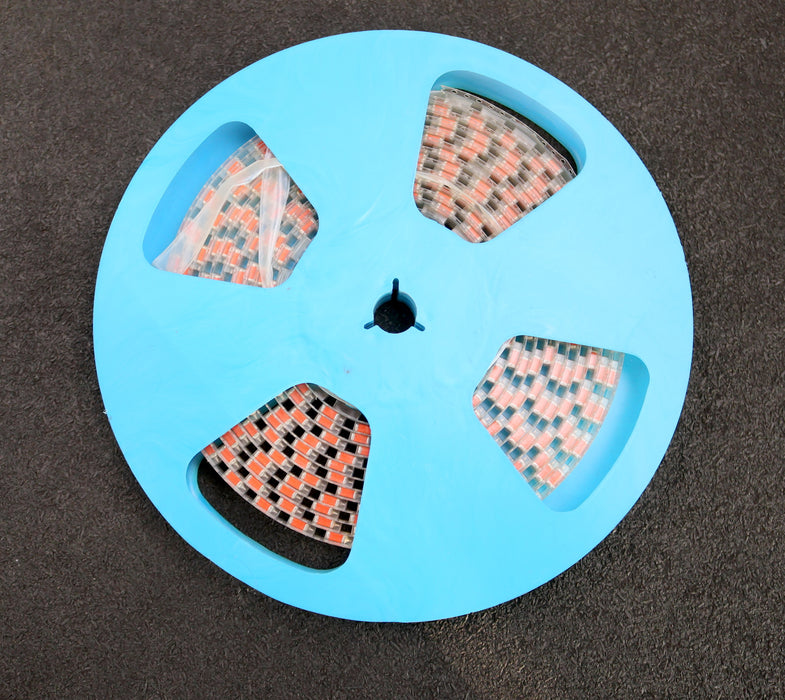 Bild des Artikels SPRAGUE-250x-Festkörper-Tantal-Chipkondensatoren-33µF-konform-beschichtet-33µF
