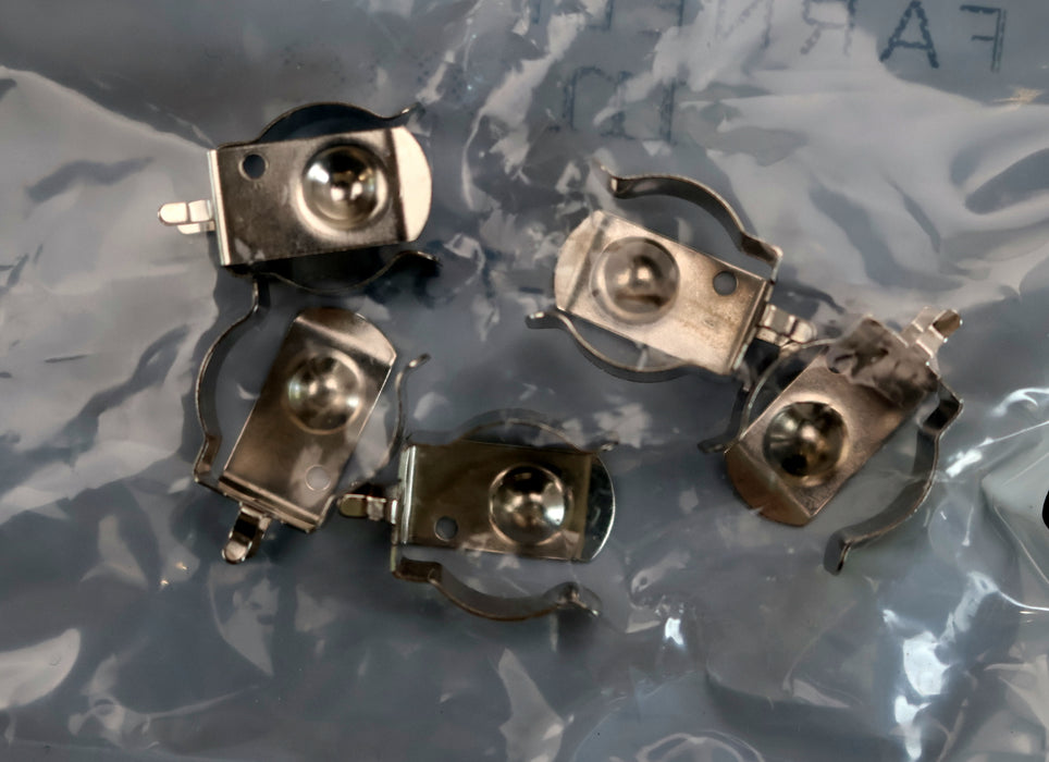 Bild des Artikels FARNELL-364x-Batterie-Clip-für-“AA”;-“CR2”-und-“A”-Batterien-Order-Code-908733